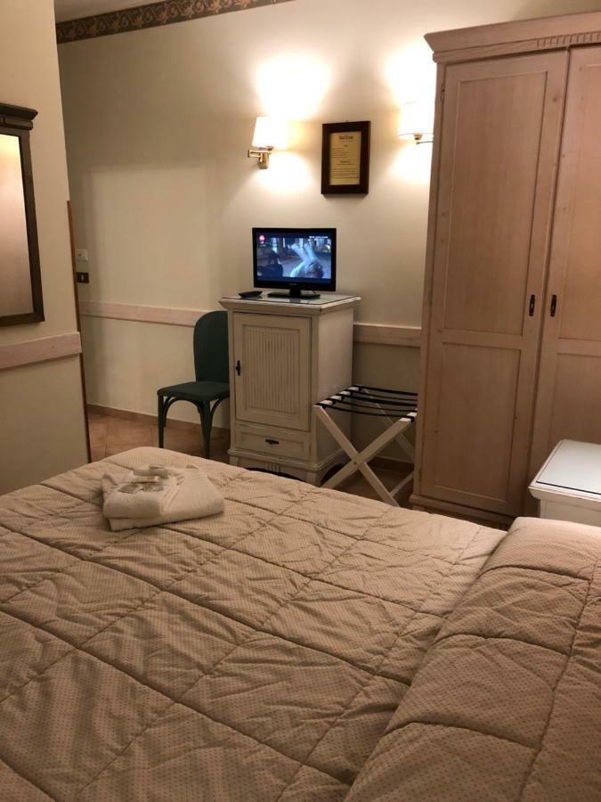 Krimar Hotel